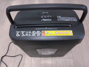 卒業アルバム処分のために私が購入したシュレッダー
